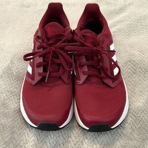Maroon adidas cloudfoam sneaker